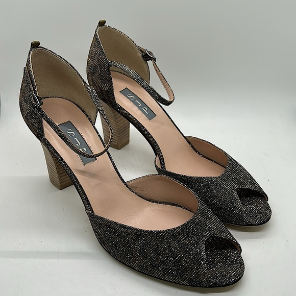 SJP by Sarah Jessica Parker Shoes - SJP Sexy Shimmery Cheetah Print High Heel Shoes **Size 38.5/US Size 8.5**🐆🐆